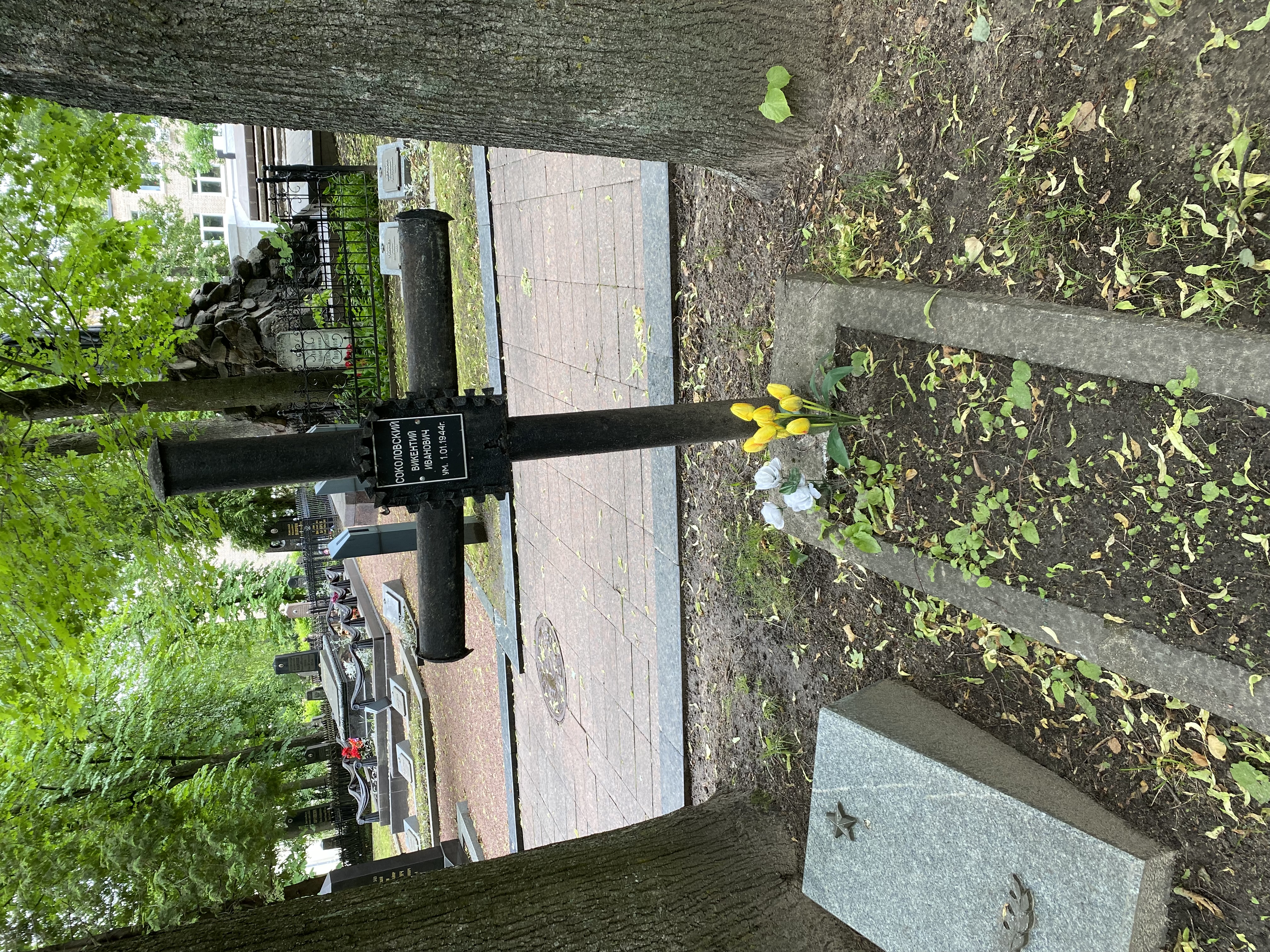 Фотография надгробия